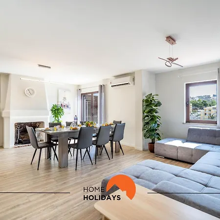 شقة #164 Saradel 42 By Holidays *